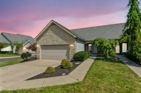 925 Village Dr, Delaware, OH 43015