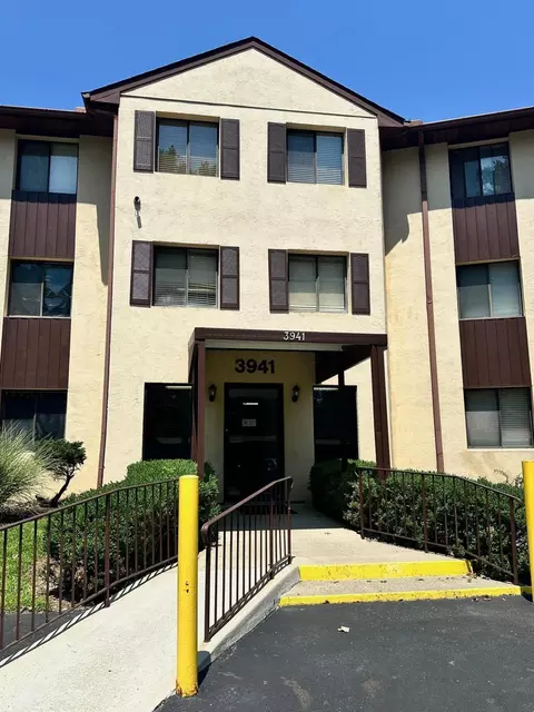 3941 Karl Rd #321, Columbus, OH 43224