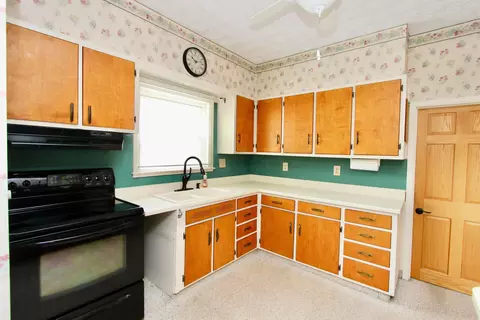 453 Summit St, Marion, OH 43302 photo 17