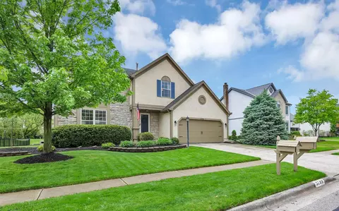 3799 Confluence Dr, Hilliard, OH 43026
