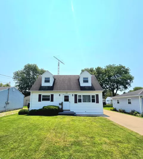 1255 E Walnut St, Galion, OH 44833