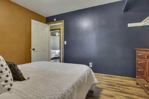 Bedroom - 1845 Roberta Dr, Heath, OH 43056 photo 2 of 10