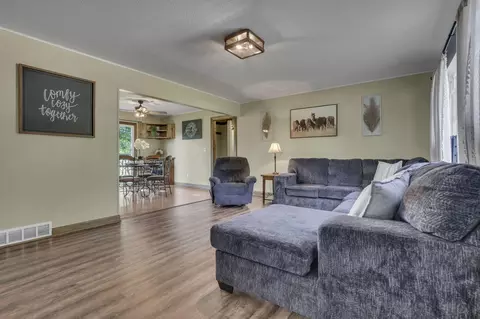 Living - 1845 Roberta Dr, Heath, OH 43056 photo 1 of 4