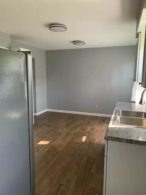 Kitchen - 365 Meadow Dr, Circleville, OH 43113 photo 5 of 5