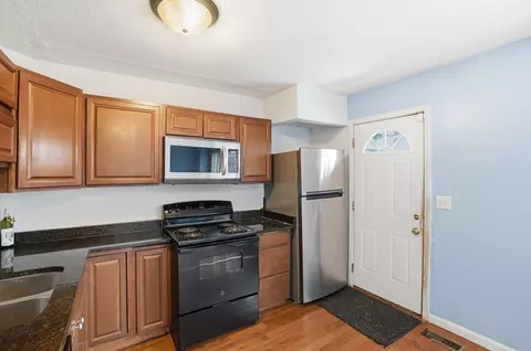515 Clairbrook Ave, Columbus, OH 43228 photo 8