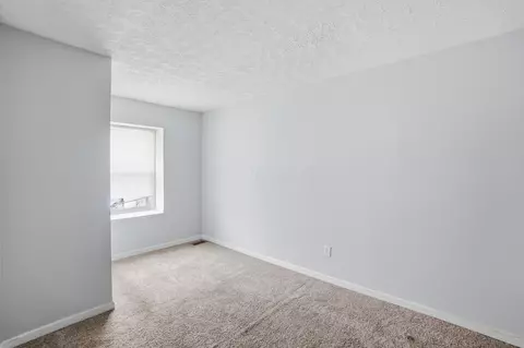 515 Clairbrook Ave, Columbus, OH 43228 photo 17