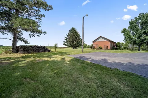 Exterior - 8143 Snyder Rd, Orient, OH 43146 photo 10 of 11