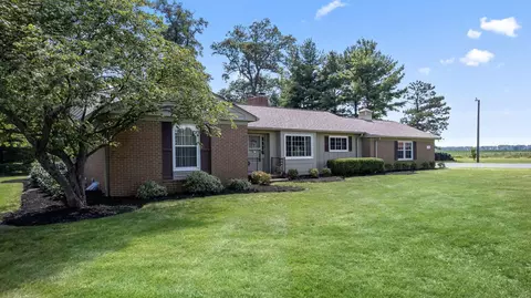 Exterior - 8143 Snyder Rd, Orient, OH 43146 photo 2 of 11
