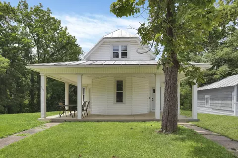 409 N Basil St, Baltimore, OH 43105