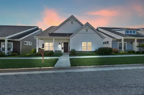 313 Middleburn St, Johnstown, OH 43031