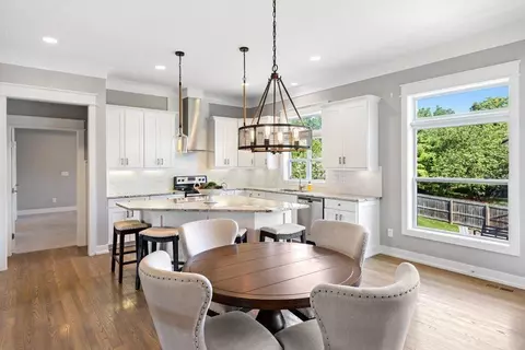 Dining - 46 E Waterview Dr, Powell, OH 43065 photo 2 of 3