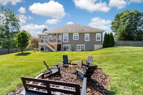 Exterior - 46 E Waterview Dr, Powell, OH 43065 photo 7 of 8
