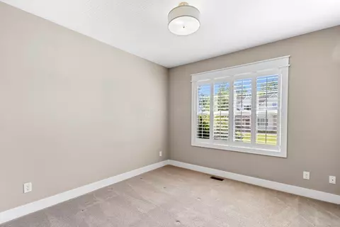 Bedroom - 46 E Waterview Dr, Powell, OH 43065 photo 2 of 3