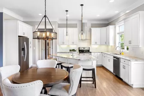 Kitchen - 46 E Waterview Dr, Powell, OH 43065 photo 1 of 3