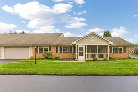 735 Windsor Ln, Heath, OH 43056