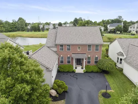 7965 Bridge Crossing Ct, Powell, OH 43065