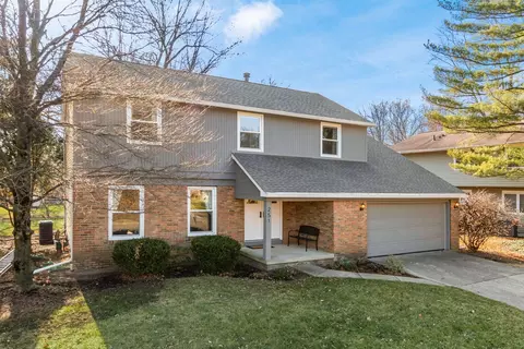 251 Northigh Dr, Worthington, OH 43085