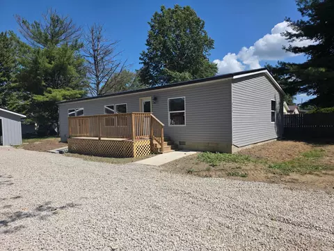 423 Douglas St, Cardington, OH 43315
