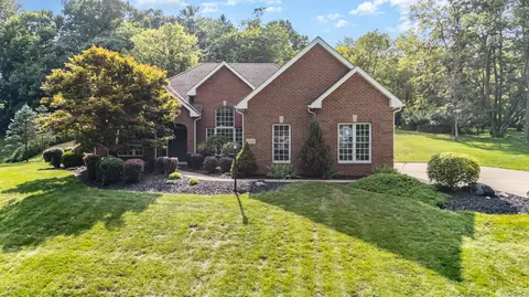 1129 Stone Run, Lancaster, OH 43130