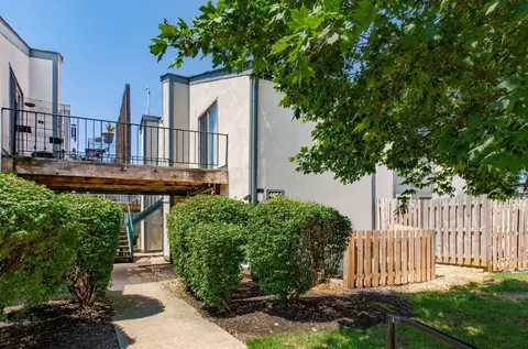 4655 Merrimar Cir E #E, Columbus, OH 43220