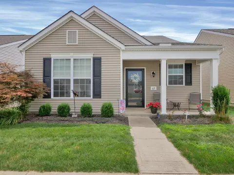 67 Neptune Ave, Newark, OH 43055