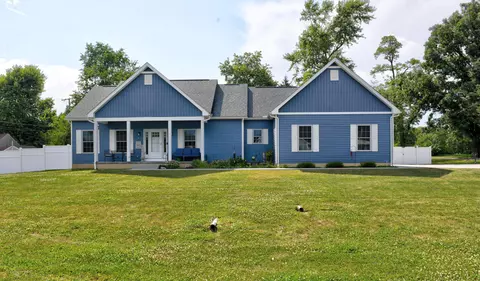 303 Basswood Rd, Columbus, OH 43207