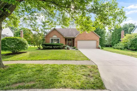 7226 Hopewell St, Dublin, OH 43017