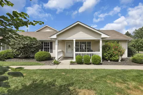 1352 Hillview Cir W, Newark, OH 43055