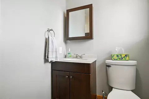 Bath - 851 E Center St, Marion, OH 43302 photo 3 of 7