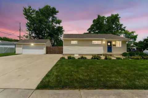2804 Kingston Ave, Grove City, OH 43123