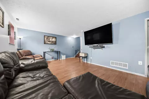 950 Robmeyer Dr, Columbus, OH 43207 photo 40