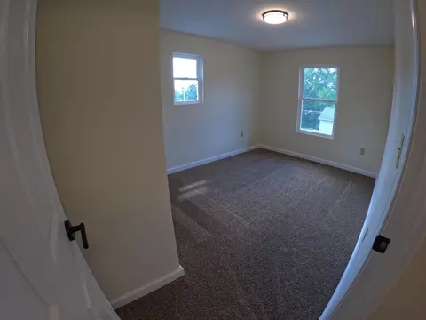 Bedroom - 224 E Central Ave, Delaware, OH 43015 photo 2 of 6