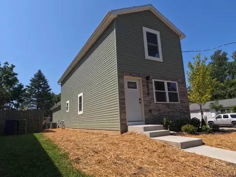 Exterior - 224 E Central Ave, Delaware, OH 43015 photo 3 of 7