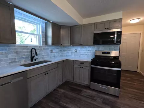 Kitchen - 224 E Central Ave, Delaware, OH 43015 photo 1 of 3