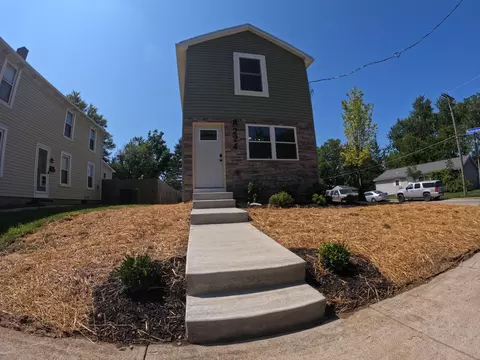Exterior - 224 E Central Ave, Delaware, OH 43015 photo 4 of 7
