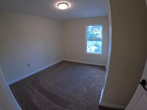 Bedroom - 224 E Central Ave, Delaware, OH 43015 photo 4 of 6