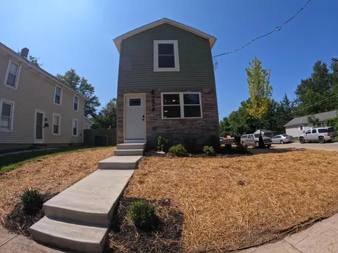 Exterior - 224 E Central Ave, Delaware, OH 43015 photo 5 of 7