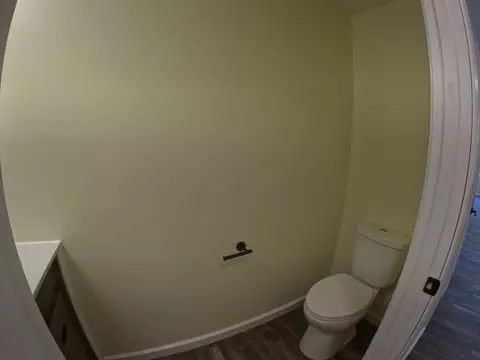 Bath - 224 E Central Ave, Delaware, OH 43015 photo 1 of 5