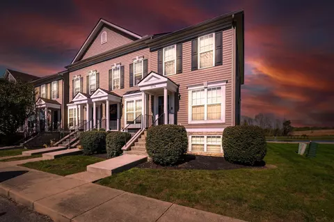 6554 Crab Apple Dr, Canal Winchester, OH 43110