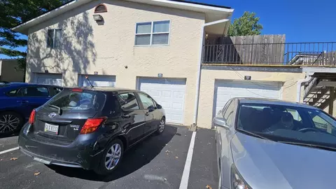 3806 Charbonnett Ct, Columbus, OH 43232