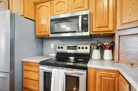 Kitchen - 5970 E Us Highway 36, Cable, OH 43009 photo 6 of 6