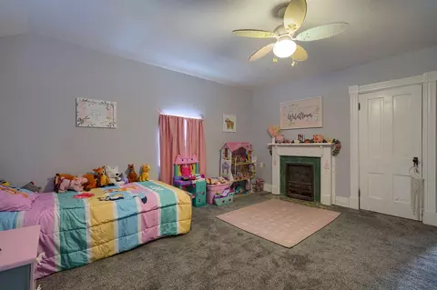 Bedroom - 11988 Main St, Adelphi, OH 43101 photo 9 of 10