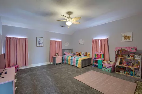 Bedroom - 11988 Main St, Adelphi, OH 43101 photo 10 of 10