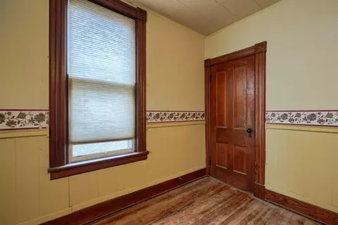 Bedroom - 11988 Main St, Adelphi, OH 43101 photo 3 of 10