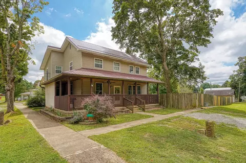 Exterior - 11988 Main St, Adelphi, OH 43101 photo 22 of 24