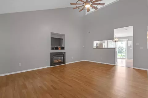 Living - 9217 Flintlock Pl, Orient, OH 43146 photo 2 of 4