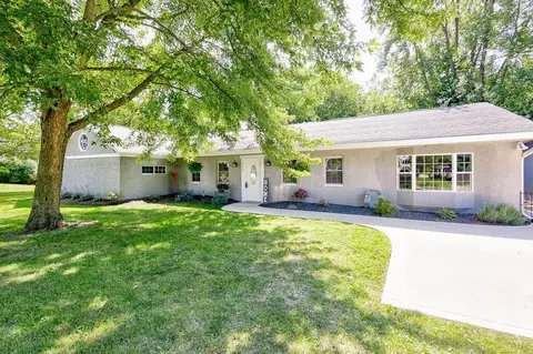 133 Church St, Centerburg, OH 43011