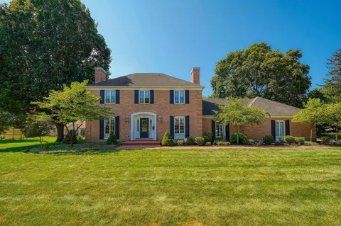 125 Beaty Ct, Canal Winchester, OH 43110