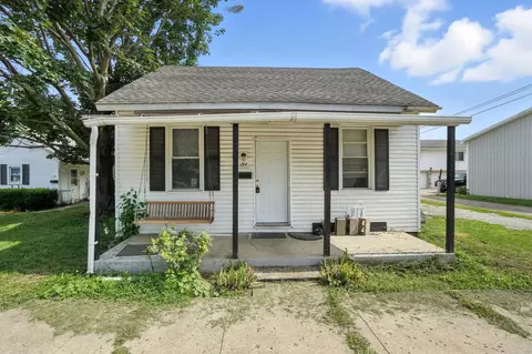 154 E Mill St, Circleville, OH 43113