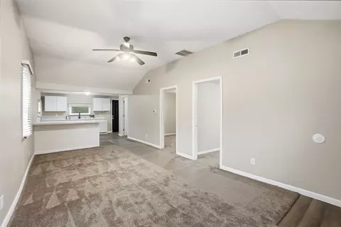Living - 461 Watt St, Circleville, OH 43113 photo 2 of 4